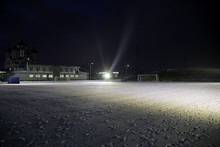 Запасное поле стадиона "Спартак" готово к вечерним турнирам