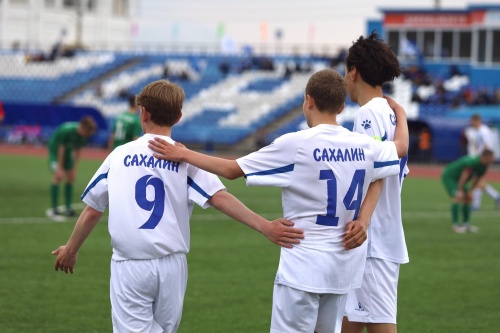 «Сахалин-2007» забил девять безответных мячей в ворота «Белогорца»